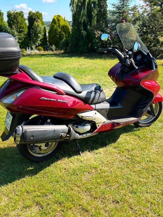 Honda silver wing 600