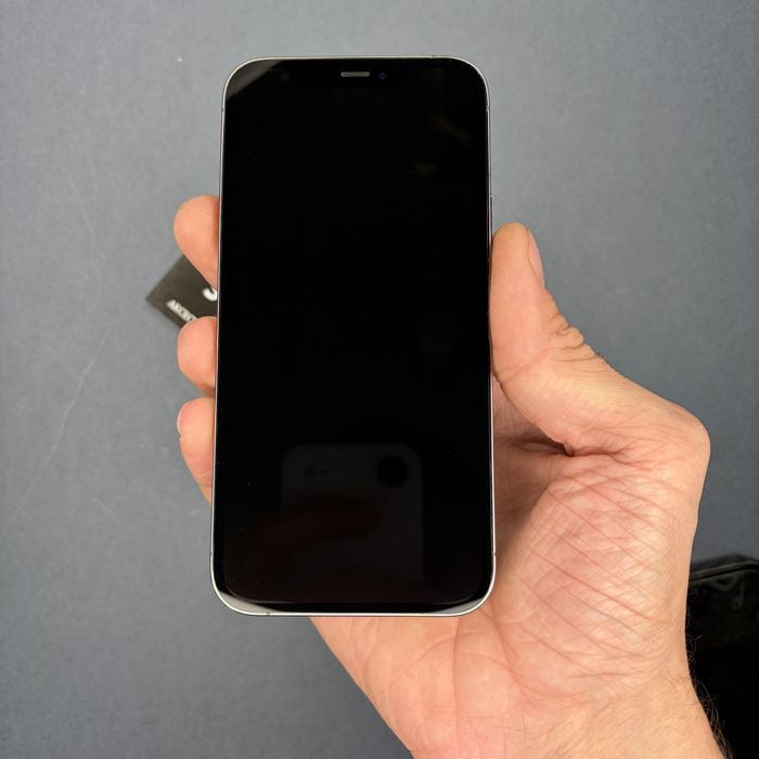 Телефон Apple Iphone 12 Pro Space Gray 256 Gb 84%