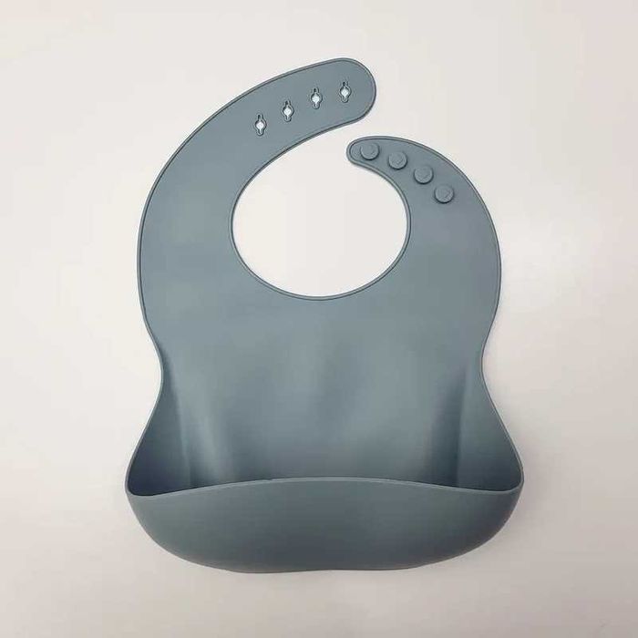 Babete ajustável em silicone