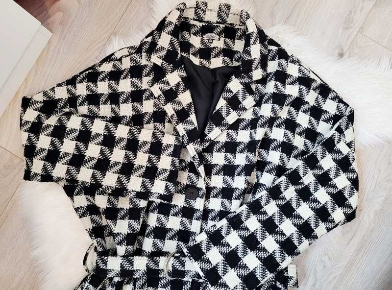 Kremowo-czarny płaszcz w pepitkę z wełną, paskiem, Bik Bok, L (40)