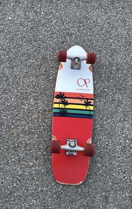 Surf skate ocean pacific