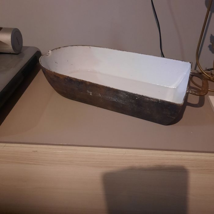 Stara brytfanna żeliwna