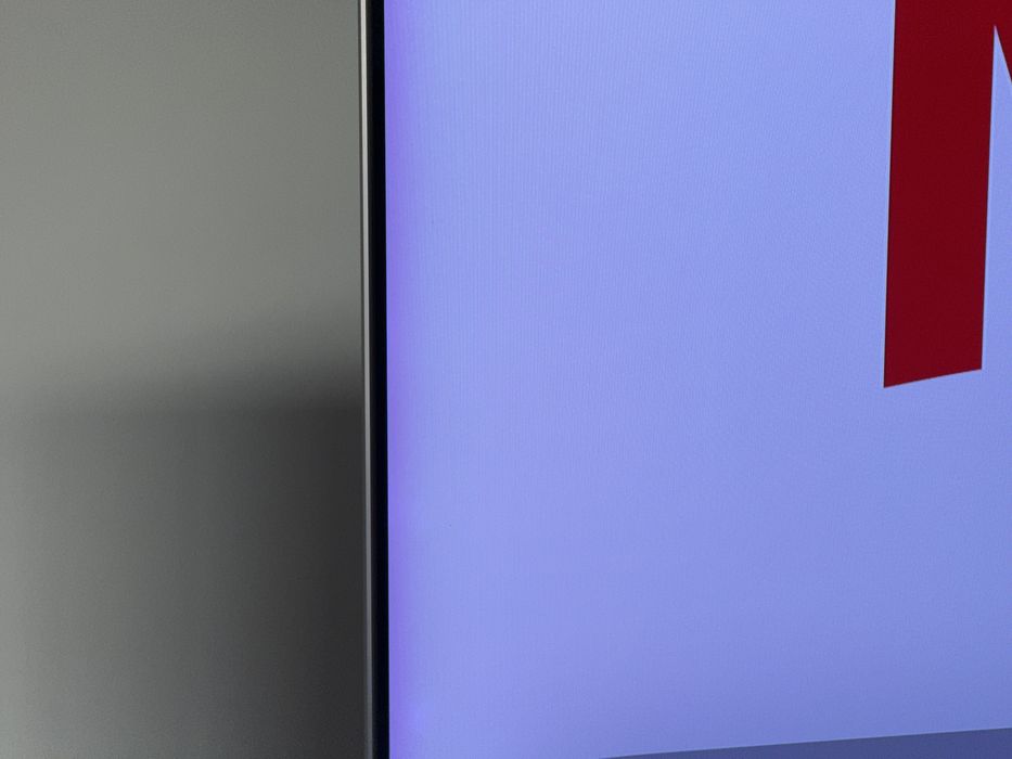 Samsung  QE65Q7FNA  QLED 4K 65” – TV + One Connect Box