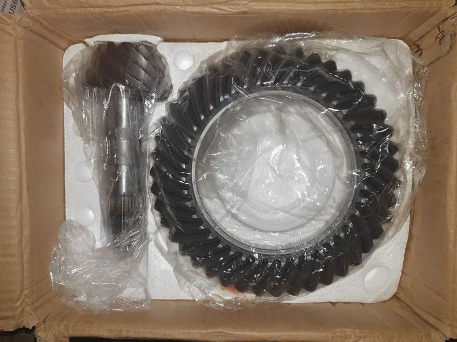 Головна пара диференціала заднього мосту Toyota LAND CRUISER 10/43  4120180493