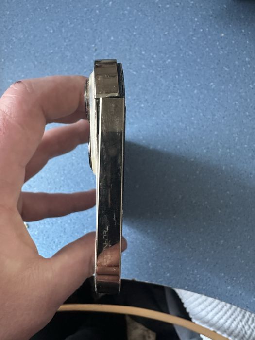 Iphone 13 pro max на запчастини