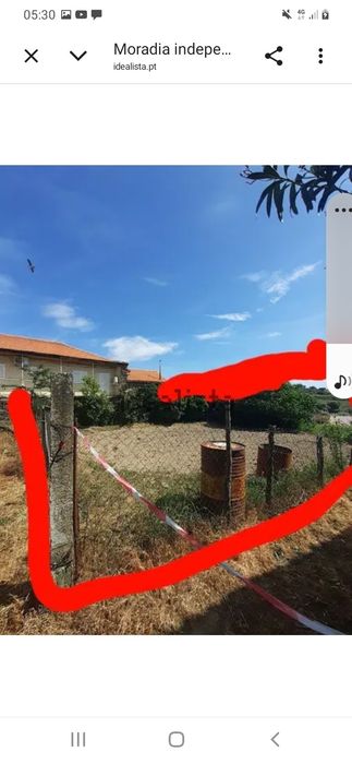 Vende-se Casa com terreno na freguesia de Castro Vicente - Mogadouro.