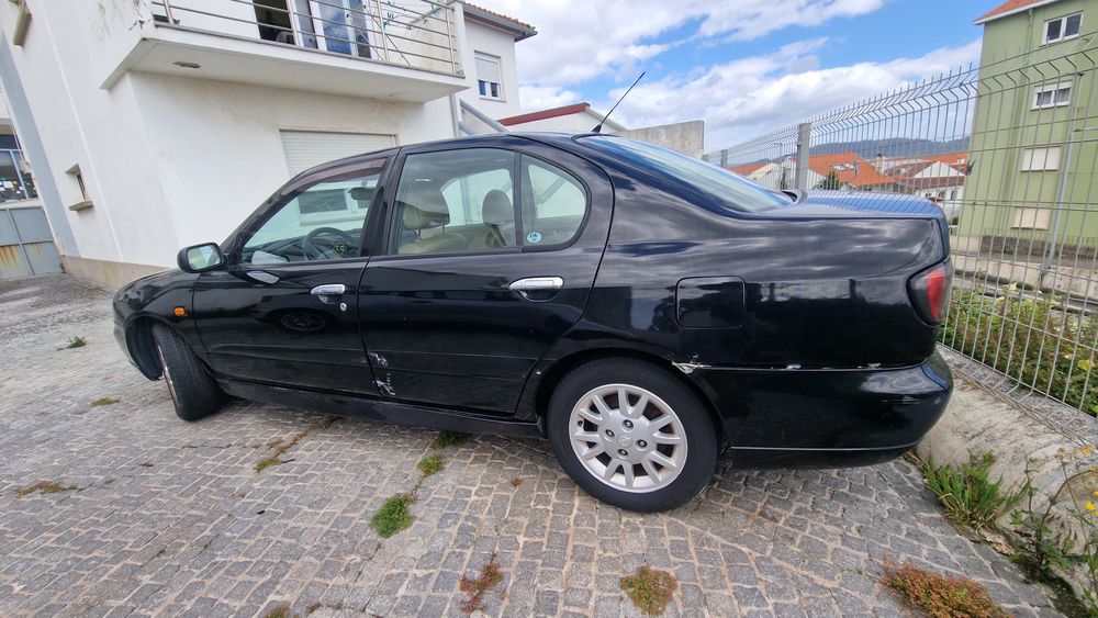 Nissan primera 1.6