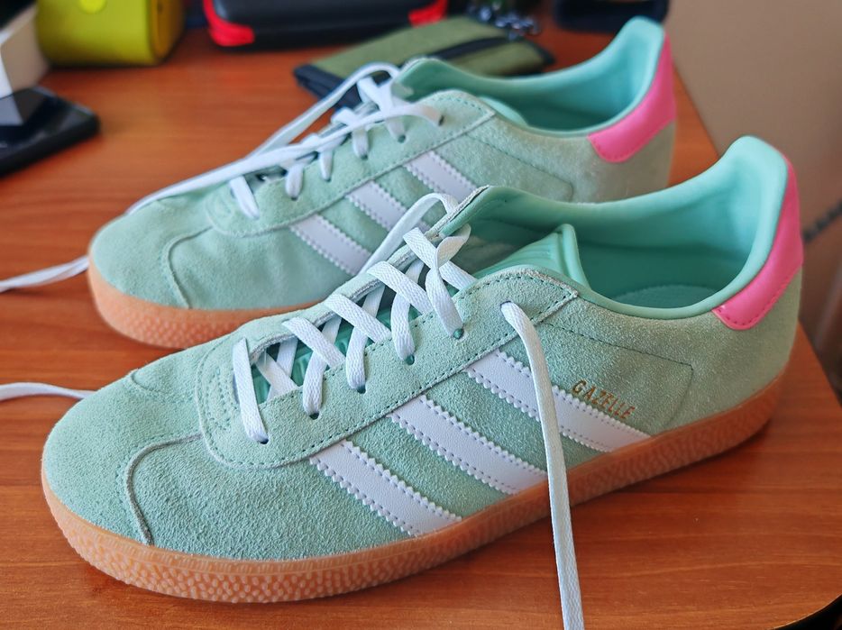 Adidas Gazele como novos
