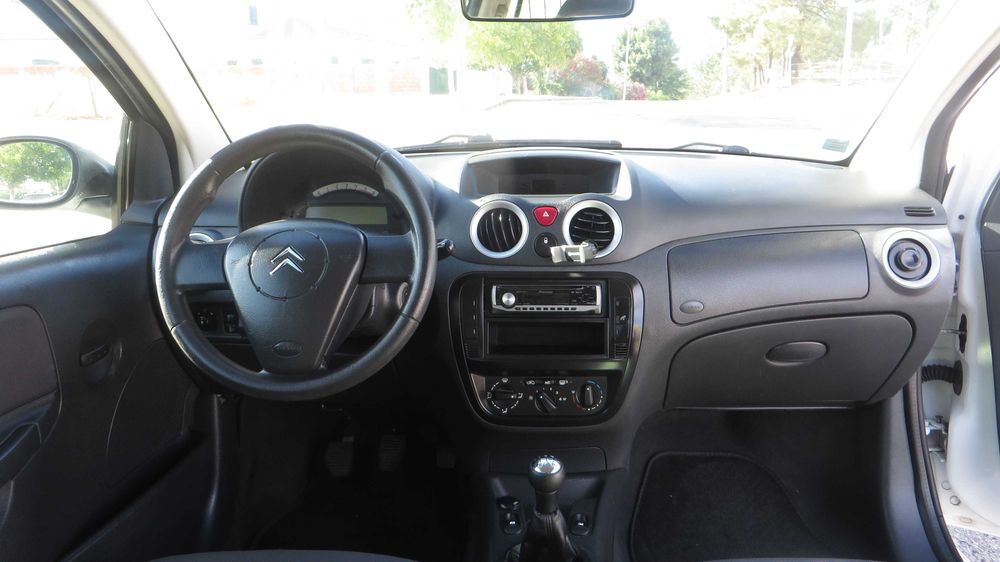 Citroen C2 1.4 Hdi diesel – Versão comercial - Ar condicionado - Revisão - Poucos kms - EXCELENTE!