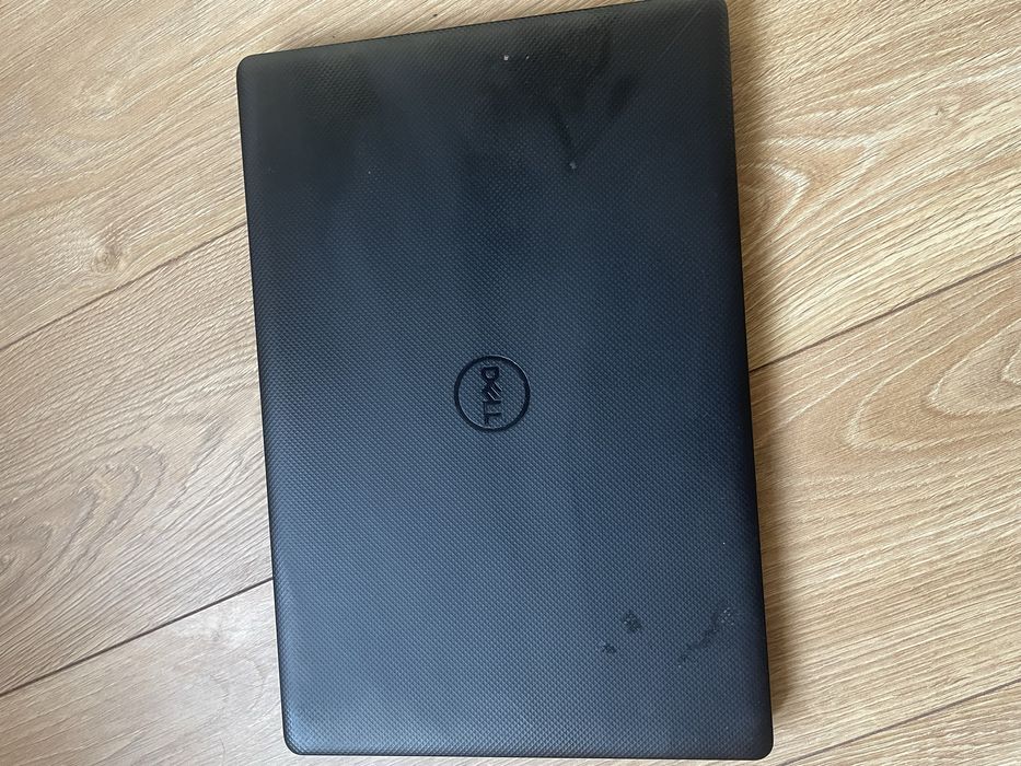 Dell Vostro 3581 15.6" | i3 / SSD / Radeon | Zadbany, gotowy do pracy