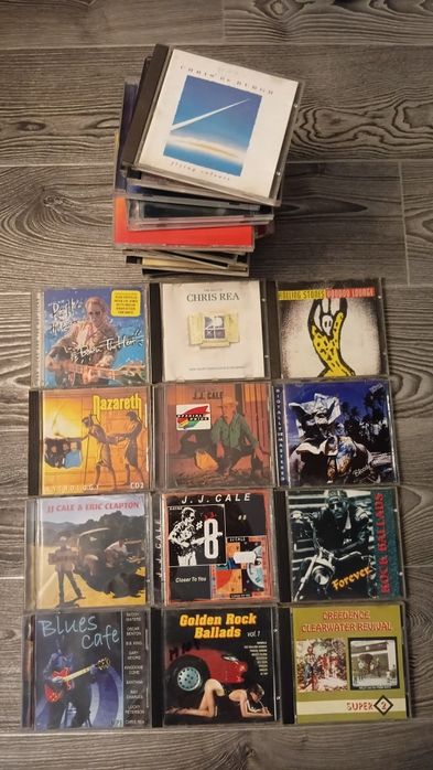 СD коробки, вкладыши . ( без дисков). Цена за все.