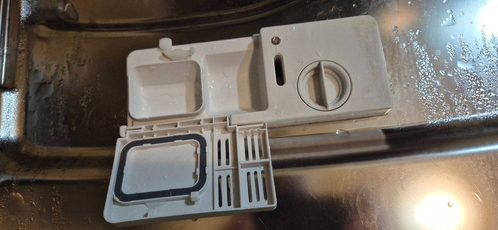 Maquina lavar loiça, bom estado de funcionamento-Lisboa/portalegre