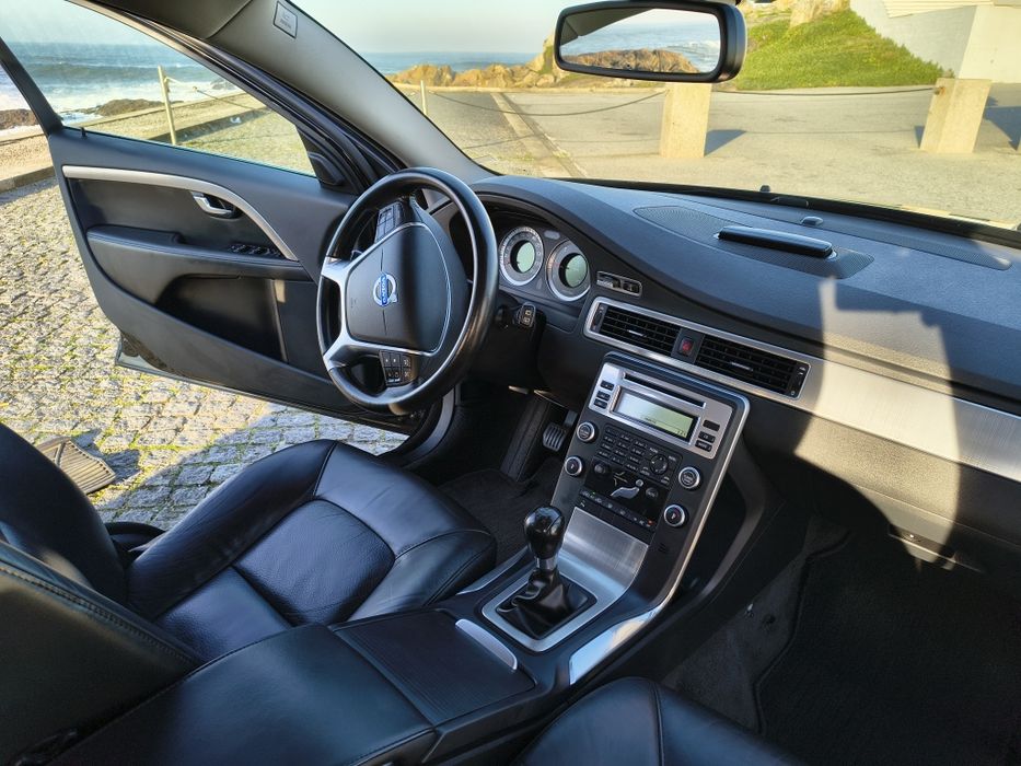 Volvo V70  Drive