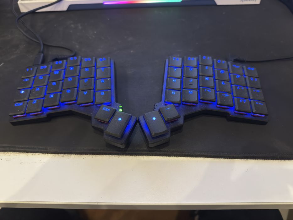 Teclado Split ZSA Voyager