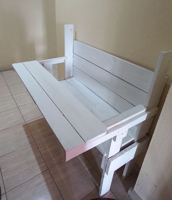 escano em madeira
