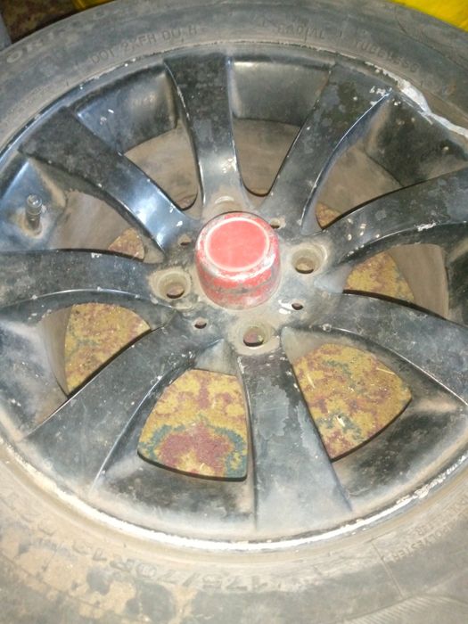 Тітани R13 б/у ваз