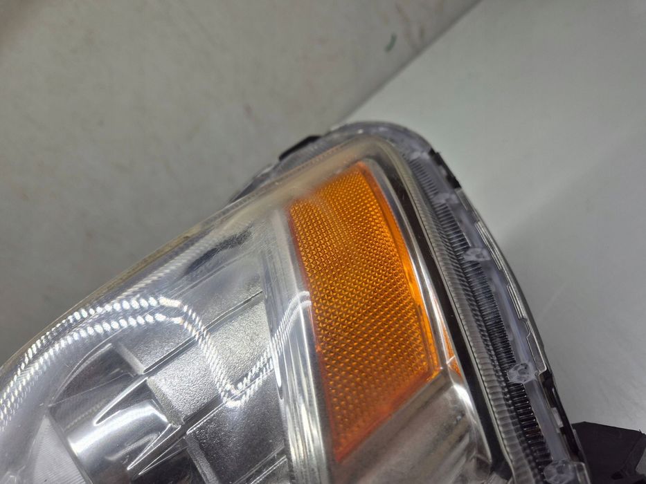 Outlander 2 Ii Lift 10- Lewa Lampa Reflektor Xenon Eu