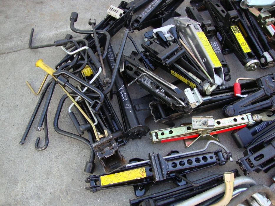 Оригінальні домкрати з Німеччини від 320грн !