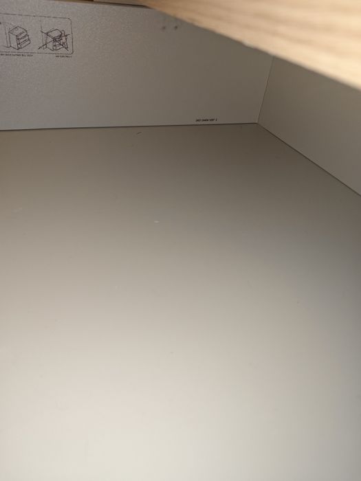 Cómoda IKEA MALM – 3 gavetas (Carvalho)