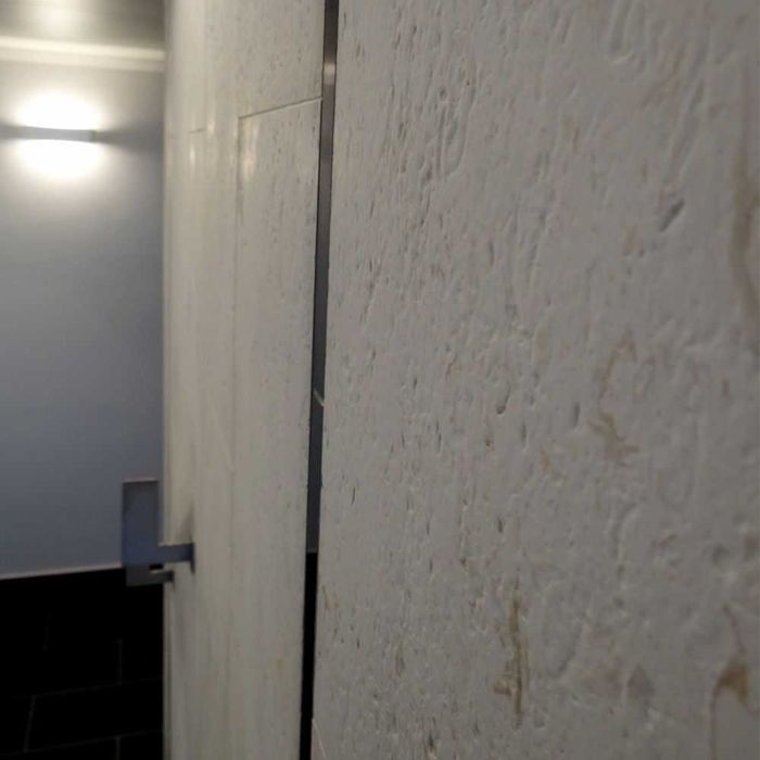 Płytki Wapień Emelas- Powierzchnia szczotkowana/ Format 30,5x61x1,2 cm