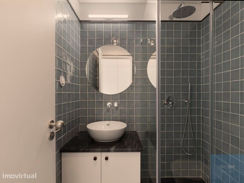 Apartamento T1 para venda no centro histórico do Porto