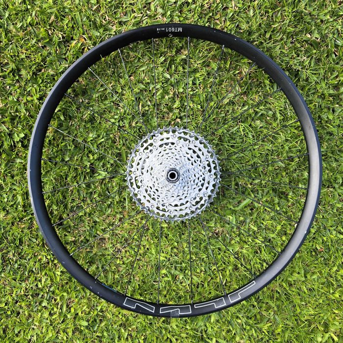 Roda Traseira BTT Shimano Deore WH-MT601 29'' Tubeless