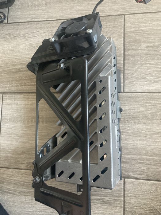 Bmw f10 f11 f06 f12 f13 wzmacniacz harman kardon  pewny