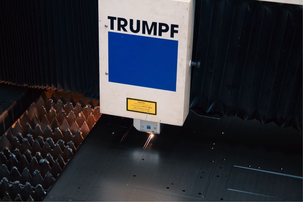 Продам верстат лазерної різки TRUMPF TRULASER 3030