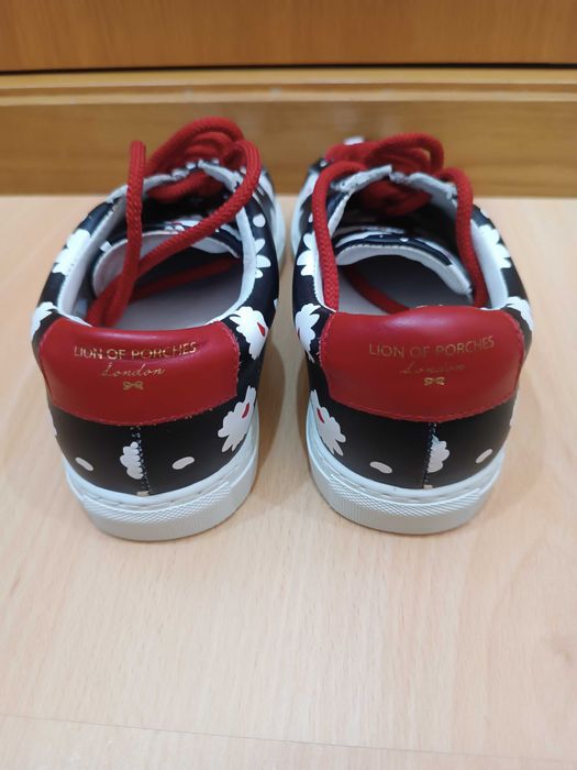 Vendo sapatilhas Lion off Porches