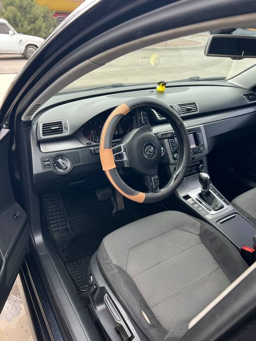 В продажі Volkswagen Passat b7 2011року