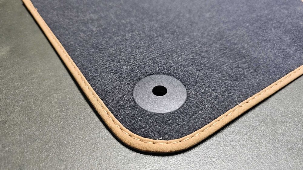 Dywaniki welurowe do Audi Q7