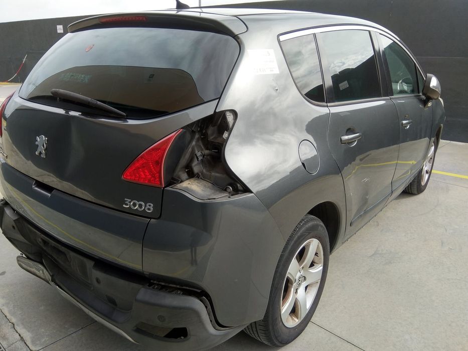 PEUGEOT 3008 I Veículo multiuso - 2010 - Para Peças