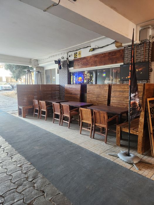 Trespasse Sports café
