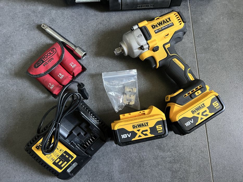 Безщітковий Акум. Гайковерт Dewalt DCF 891
