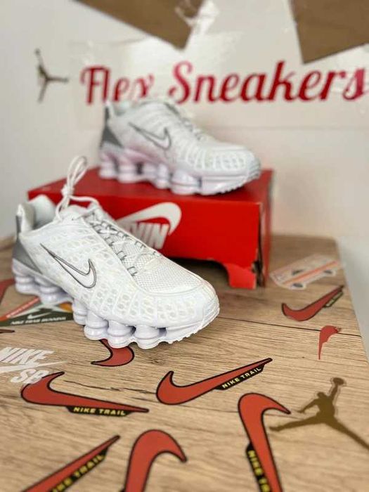 Nike_Shox TL  Biały R.43