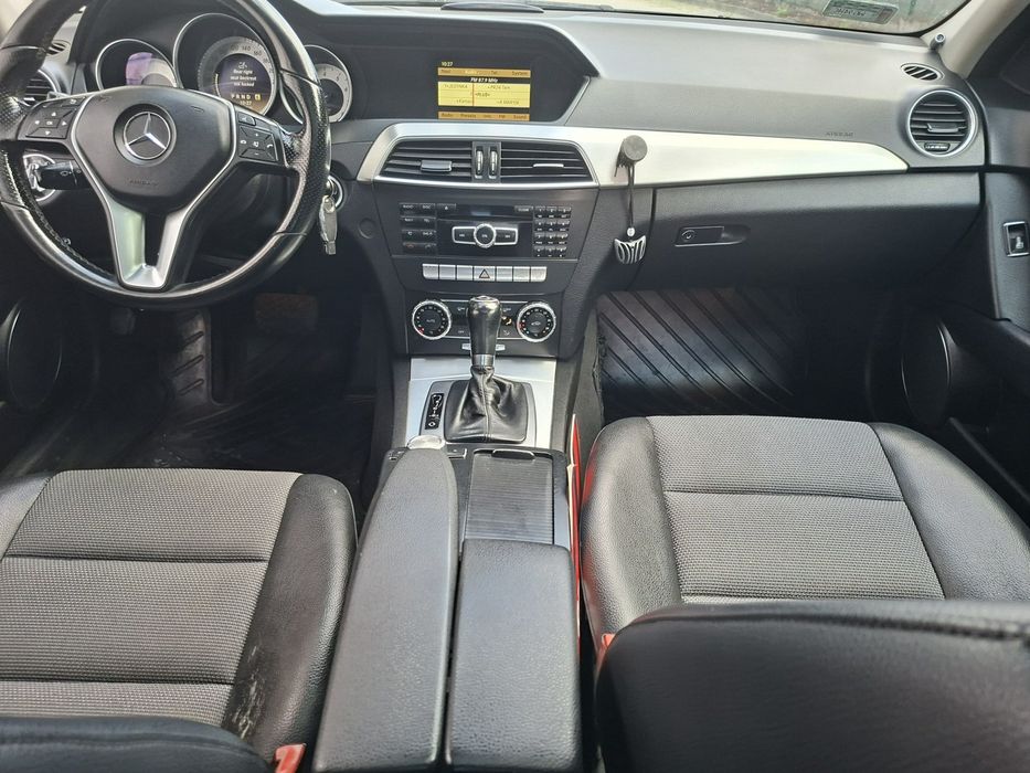 Mercedes C 180 Avantgarde pakiet AMG 1.8 Benzyna Automat