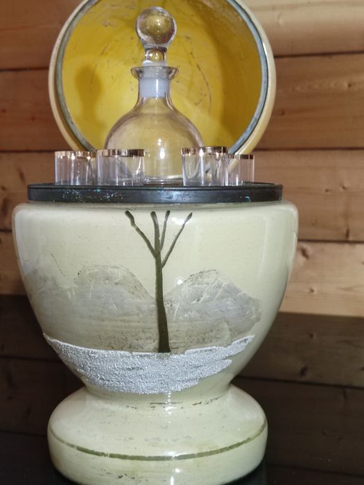 Licoreira ou Decanter em forma de ovo