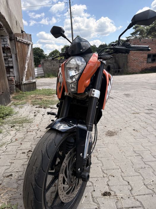 Ktm duke 125 motocykl A1 / B
