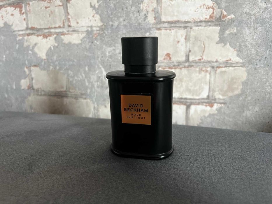 Pusta buteleczka po wodzie perfumowanej David Beckham Bold Instinct 75