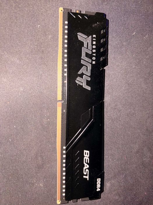 RAM kingston Pamięć DDR4 Fury Beast 8GB (1*8GB)/3600 CL17
