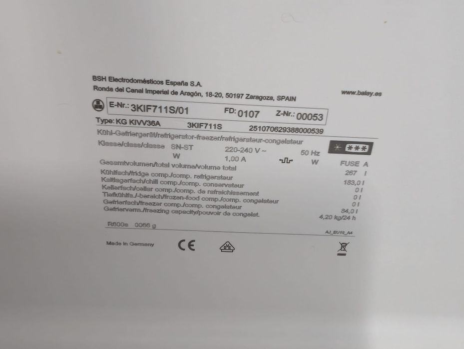 Frigorífico Combinado Balay de encastre 3KIF711S 209L