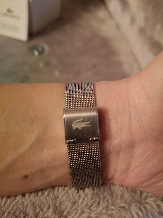 Elegancki damski zegarek Lacoste