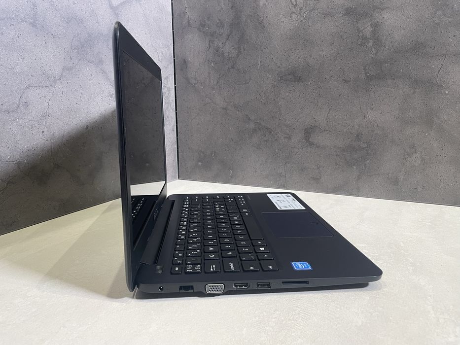 Ноутбук Asus E402S 14"/2GB RAM/32GB SSD! N3125