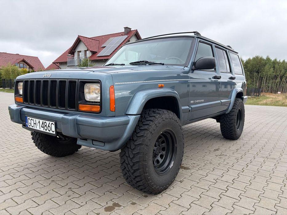 Jeep Cherokee