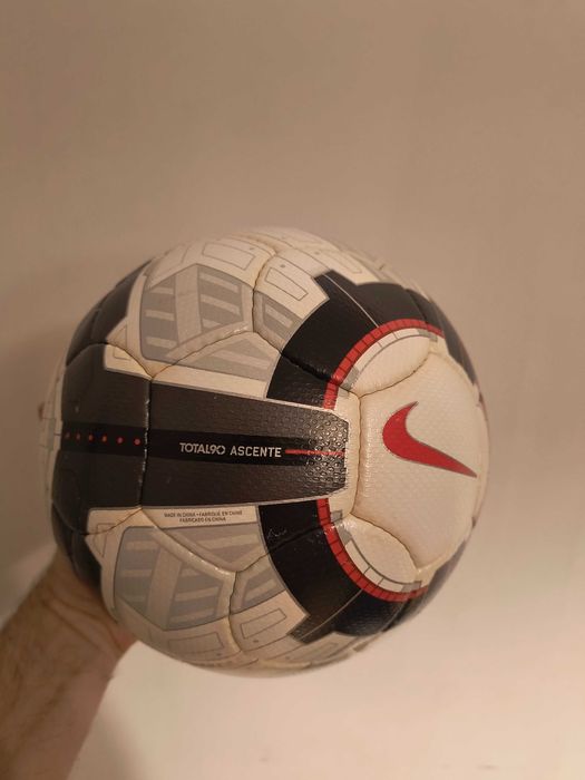 Piłka Nike t90 ascente omb