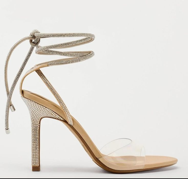 Шикарні босоніжки ZARA