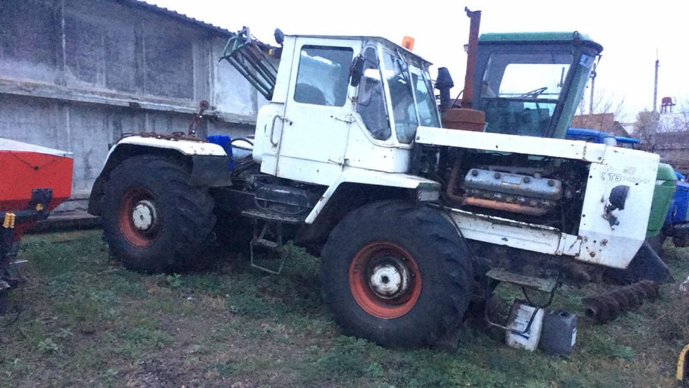 Хтз т150. Т150. Ямз 238