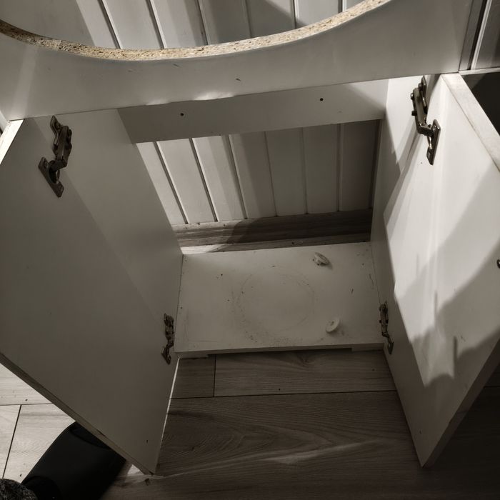 Szafka po umywalkę łazienkową