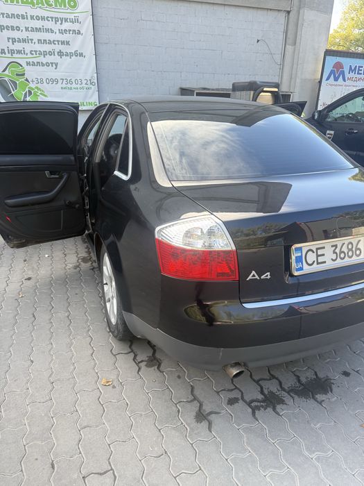 Audi A4 B6 1.6 бензин