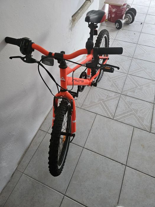 Khattab fernandes manu